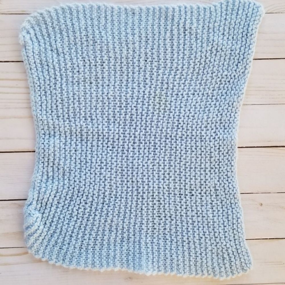 1 Vintage knit handkerchief light blue grannycore cottagecore hankie